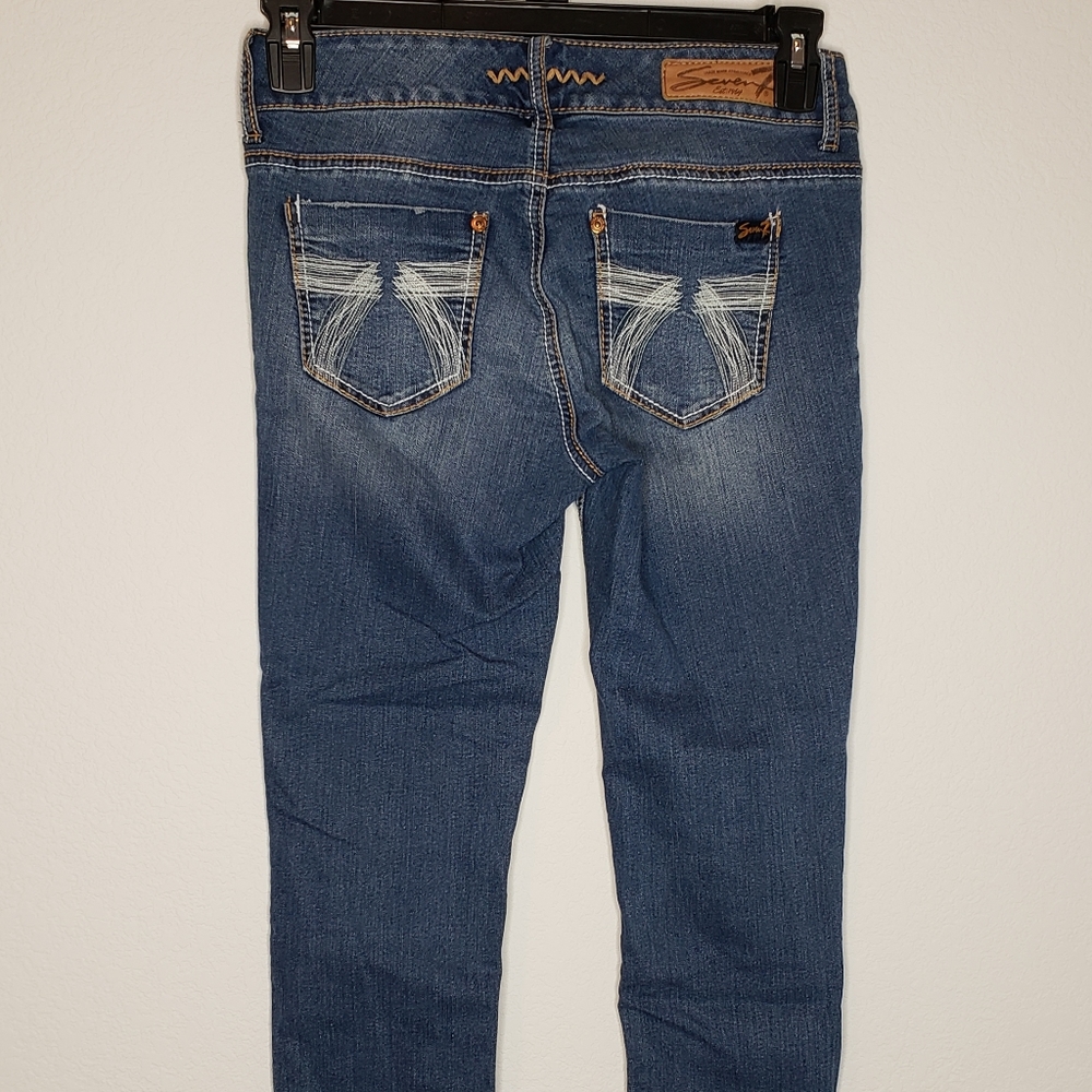 Seven7 Capris Jeans Size 4